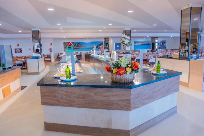 Imagen general del Hotel Club Cala Romani. Foto 16