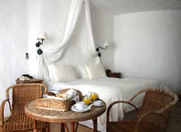 Imagen de la habitación del Hotel Club Casapueblo. Foto 10