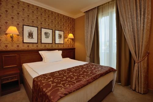 Imagen de la habitación del Hotel Club Central, Hisarya. Foto 5