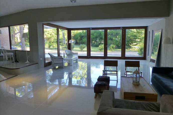 Imagen de los interiores del Hotel Club De La Barra. Foto 13