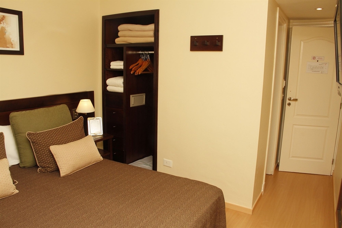 Imagen de la habitación del Hotel Club Del Golf. Foto 7