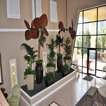 Imagen de los interiores del Hotel Club Destin. Foto 11