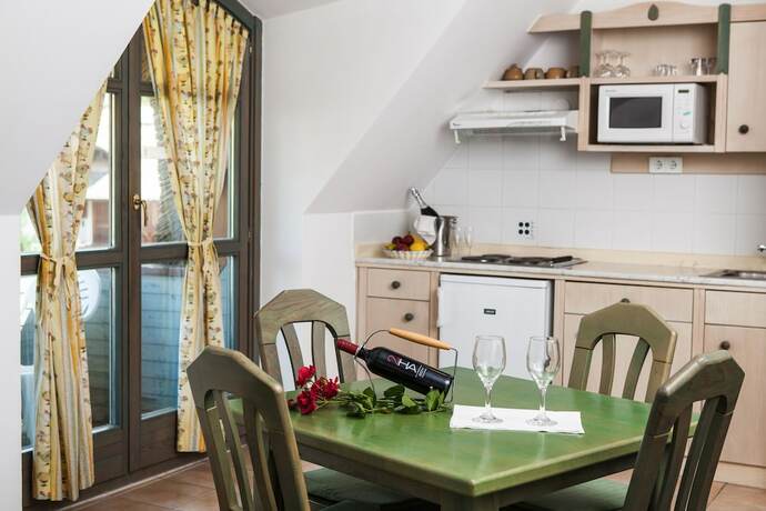 Imagen general del Hotel Club Dobogómajor Superior. Foto 8