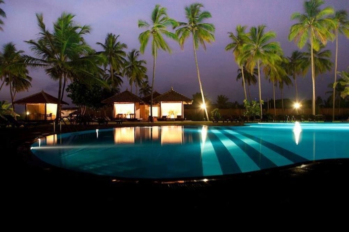 Imagen de la piscina del Hotel Club Dolphin. Foto 9