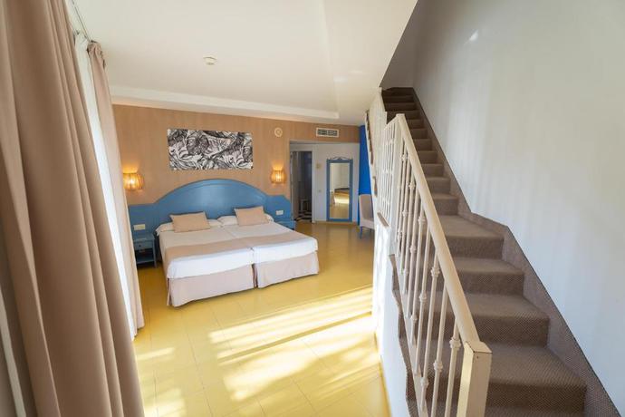 Imagen de la habitación del Hotel Club Drago Park. Foto 5