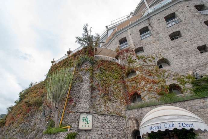 Imagen general del Hotel Club Due Torri. Foto 6