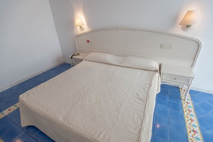 Imagen general del Hotel Club Due Torri. Foto 12