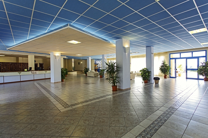 Imagen de los interiores del Hotel Club Eloro. Foto 16