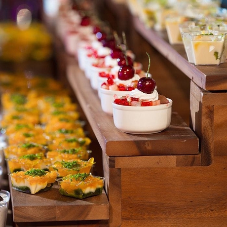 Imagen del bar/restaurante del Hotel Club Emerald. Foto 5