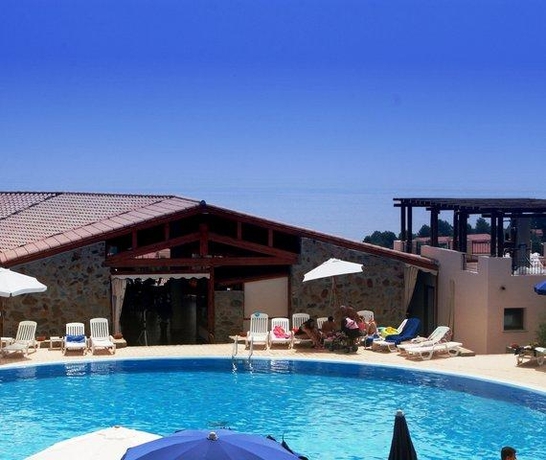 Imagen general del Hotel Club Esse Cala Gonone Beach Village. Foto 13