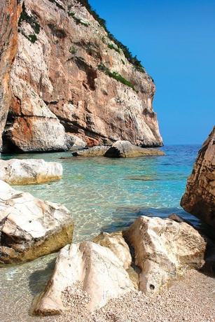 Imagen general del Hotel Club Esse Cala Gonone Beach Village. Foto 14