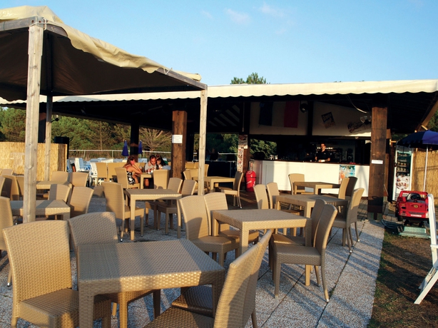 Imagen del bar/restaurante del Hotel Club Esse Gallura Beach. Foto 3