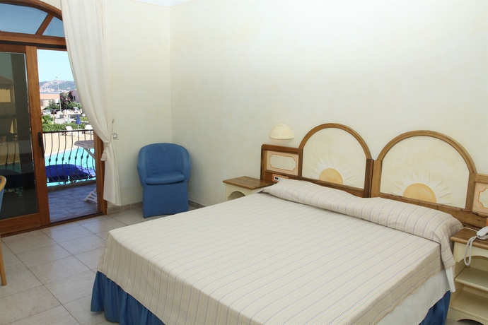 Imagen de la habitación del Hotel Club Esse Posada. Foto 8