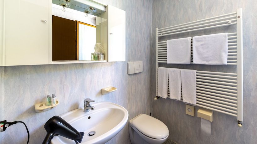 Imagen de la habitación del Hotel Club Funivia, Corteno Golgi. Foto 6