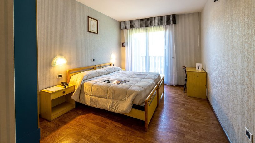 Imagen de la habitación del Hotel Club Funivia, Corteno Golgi. Foto 7