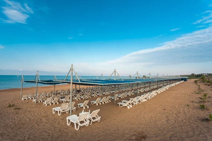 Imagen de los exteriores del Hotel Club Grand Aqua - All Inclusive. Foto 4