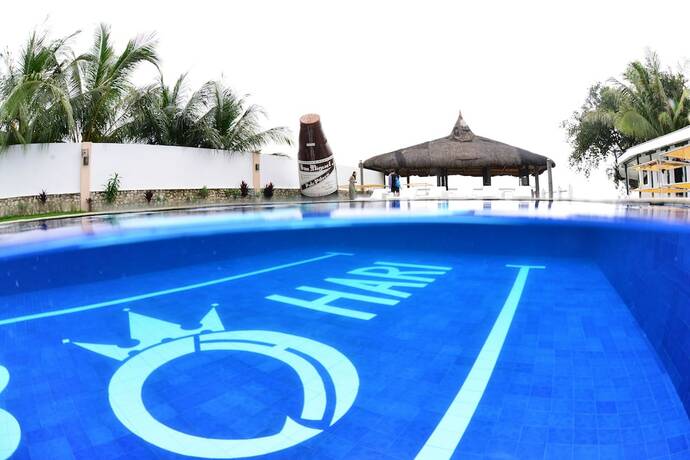 Imagen general del Hotel Club Hari Dive Resort. Foto 18