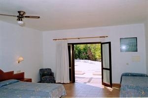 Imagen de la habitación del Hotel Club Hipico. Foto 3