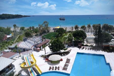 Imagen general del Hotel Club Hotel Karaburun. Foto 2
