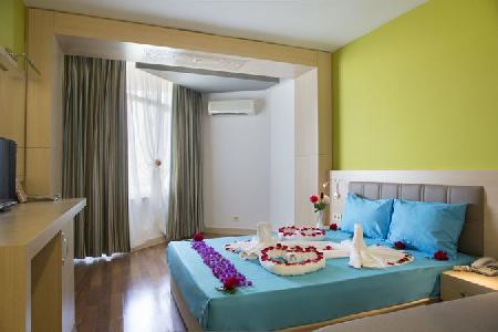 Imagen de la habitación del Hotel Club Hotel Karaburun. Foto 6