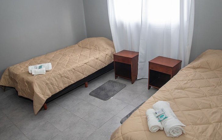 Imagen de la habitación del Hotel Club House, General Roca. Foto 7