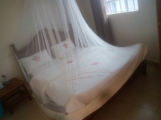 Imagen de la habitación del Hotel Club Icon Guest House. Foto 11