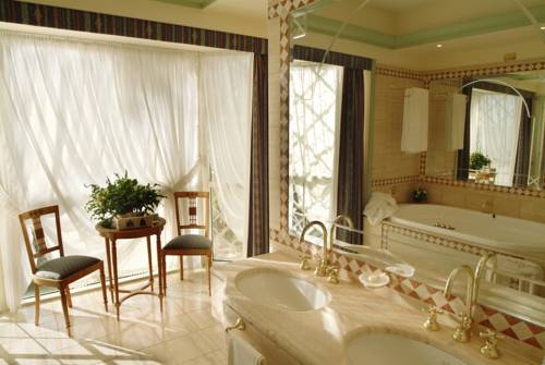 Imagen de la habitación del Hotel Club Il Baricentro. Foto 5