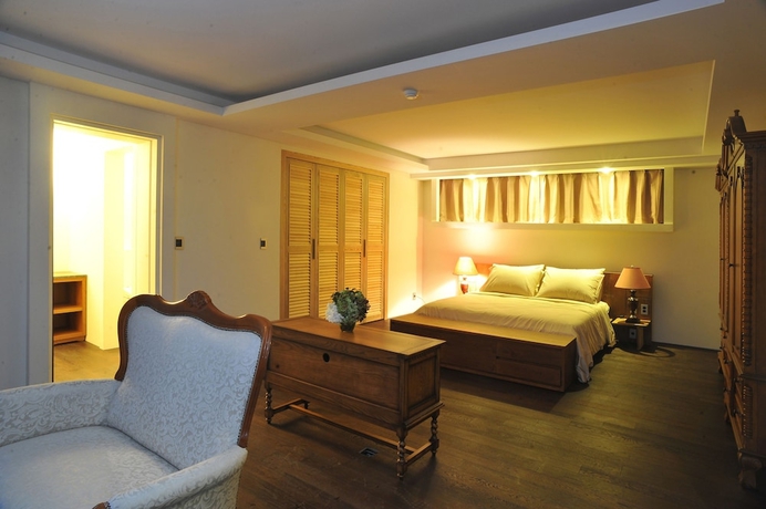 Imagen de la habitación del Hotel Club Inner and Resort. Foto 3