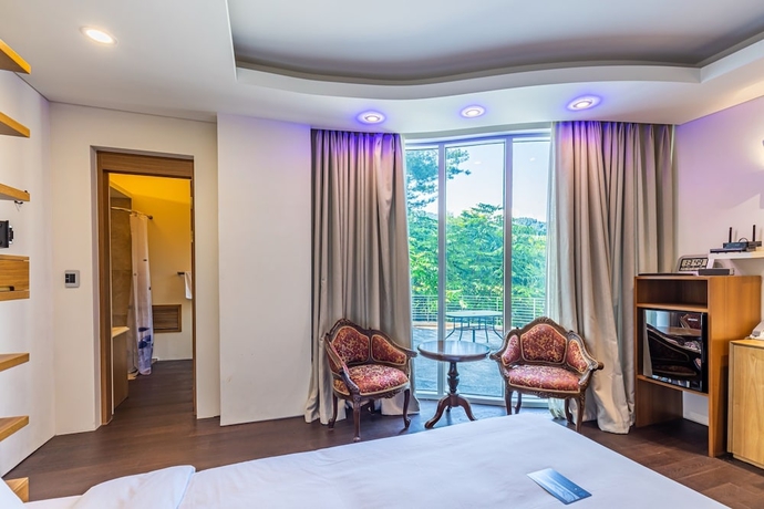 Imagen de la habitación del Hotel Club Inner and Resort. Foto 7