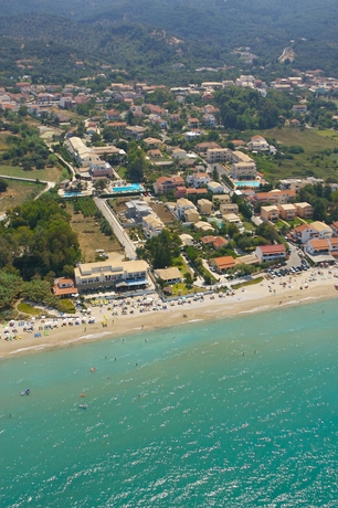 Imagen de los exteriores del Hotel Club Ionian Princess Suite. Foto 8