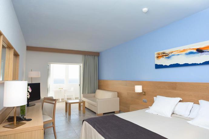 Imagen de la habitación del Hotel Club Jandía Princess. Foto 9