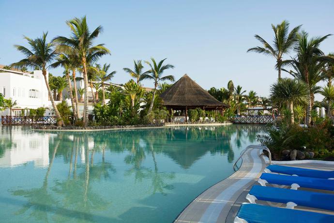 Imagen de la piscina del Hotel Club Jandía Princess. Foto 27