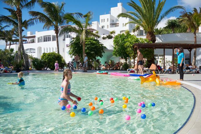 Imagen de la piscina del Hotel Club Jandía Princess. Foto 29