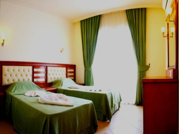 Imagen general del Hotel Club Karakas Apart. Foto 9