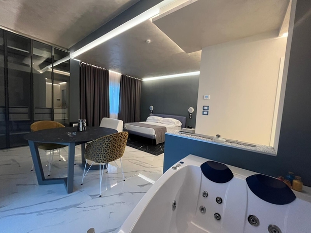 Imagen de la habitación del Hotel Club Kennedy. Foto 2