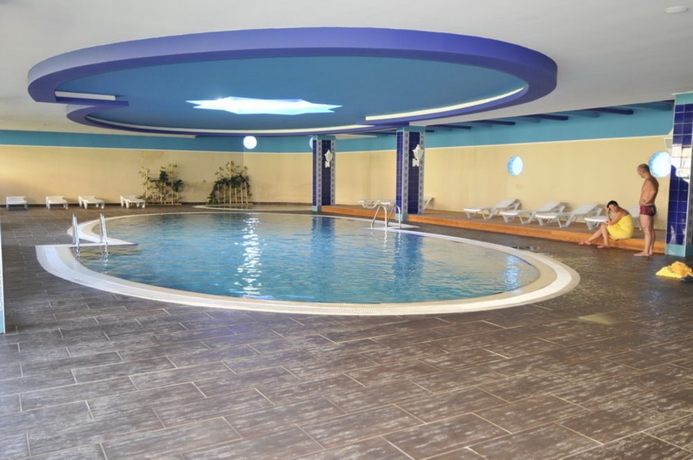 Imagen de la piscina del Hotel Club Konakli. Foto 15