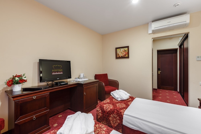 Imagen de la habitación del Hotel Club Korona. Foto 3