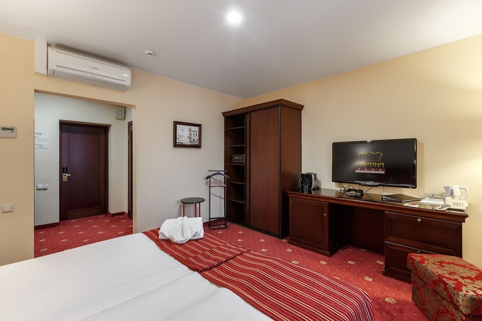 Imagen de la habitación del Hotel Club Korona. Foto 9