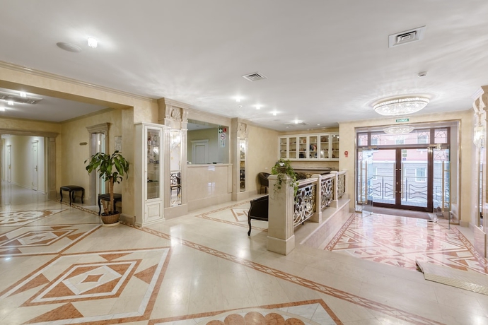 Imagen de los interiores del Hotel Club Korona. Foto 18