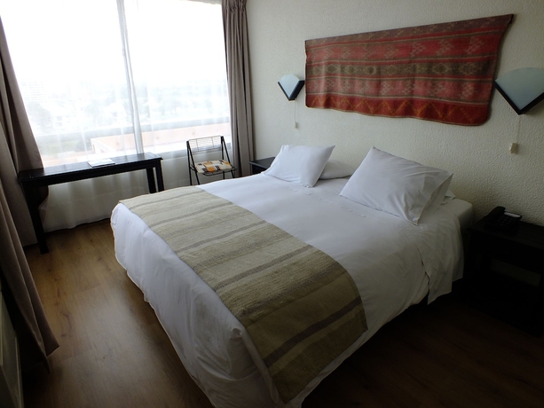 Imagen de la habitación del Hotel Club La Serena. Foto 7