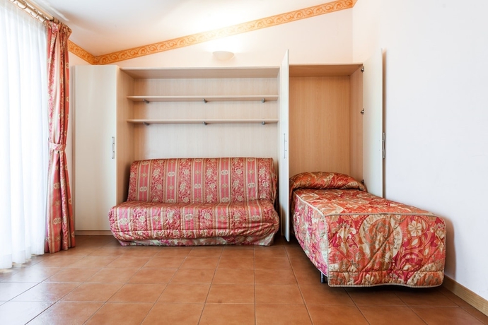 Imagen de la habitación del Hotel Club La Vela. Foto 14