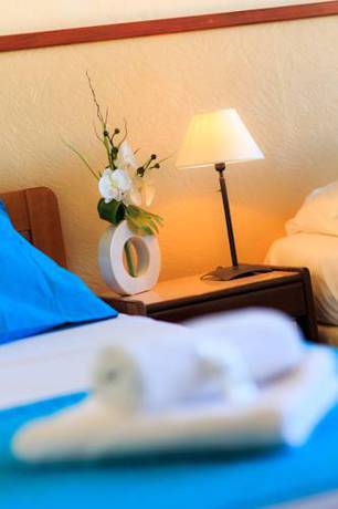 Imagen de la habitación del Hotel Club Le Capet. Foto 6