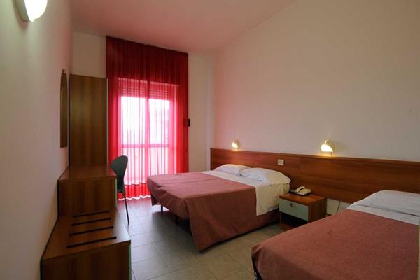 Imagen general del Hotel Club Le Nazioni. Foto 2