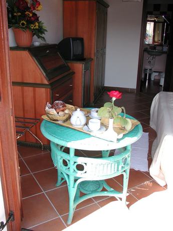 Imagen de la habitación del Hotel Club Le Rose. Foto 6