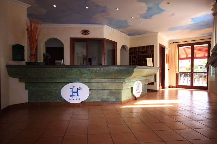 Imagen de los interiores del Hotel Club Le Rose. Foto 20