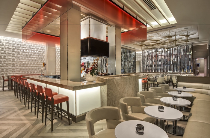 Imagen del bar/restaurante del Hotel Club Level Suites At Inn On Fifth. Foto 8