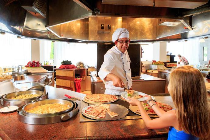 Imagen del bar/restaurante del Hotel Club Mac Alcudia. Foto 9