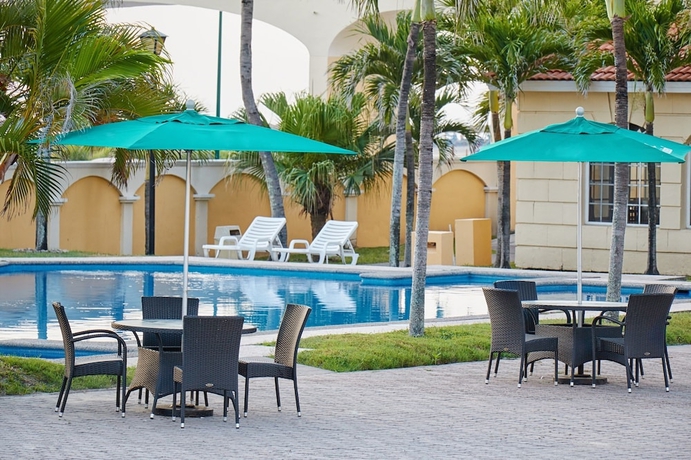 Imagen de la piscina del Hotel Club Maeva Miramar Tampico. Foto 13