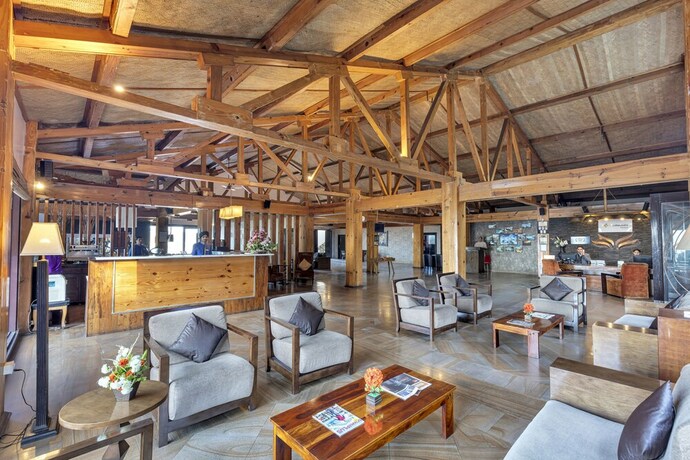 Imagen de los interiores del Hotel Club Mahindra Kanatal. Foto 32