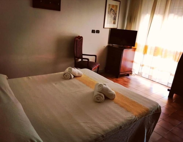 Imagen de la habitación del Hotel Club Malaspina and Resort. Foto 3